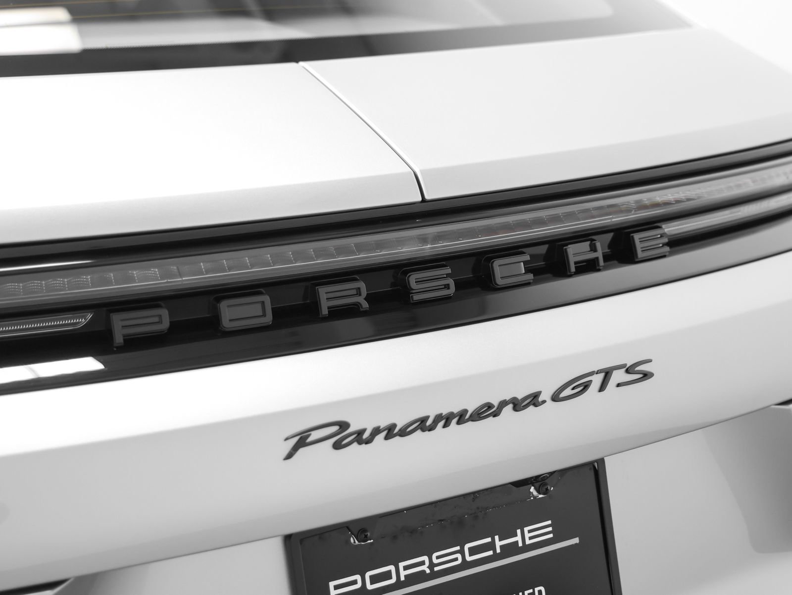 Certified 2026 Porsche Panamera GTS AWD/4WD image 24