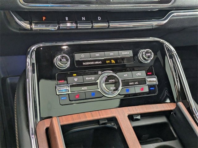 Used 2021 Lincoln Navigator Reserve w/ Luxury Package image 21