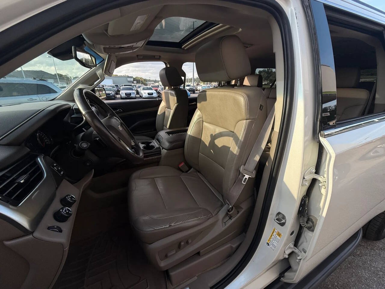 Used 2015 Chevrolet Suburban LT AWD/4WD image 20
