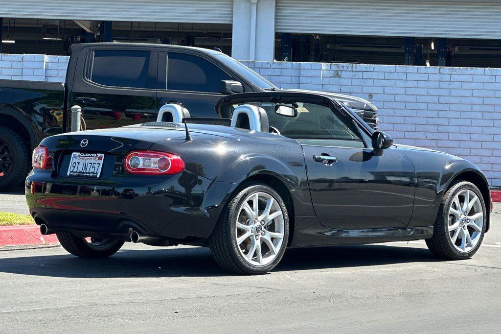 Used 2015 MAZDA MX-5 Miata Grand Touring image 5