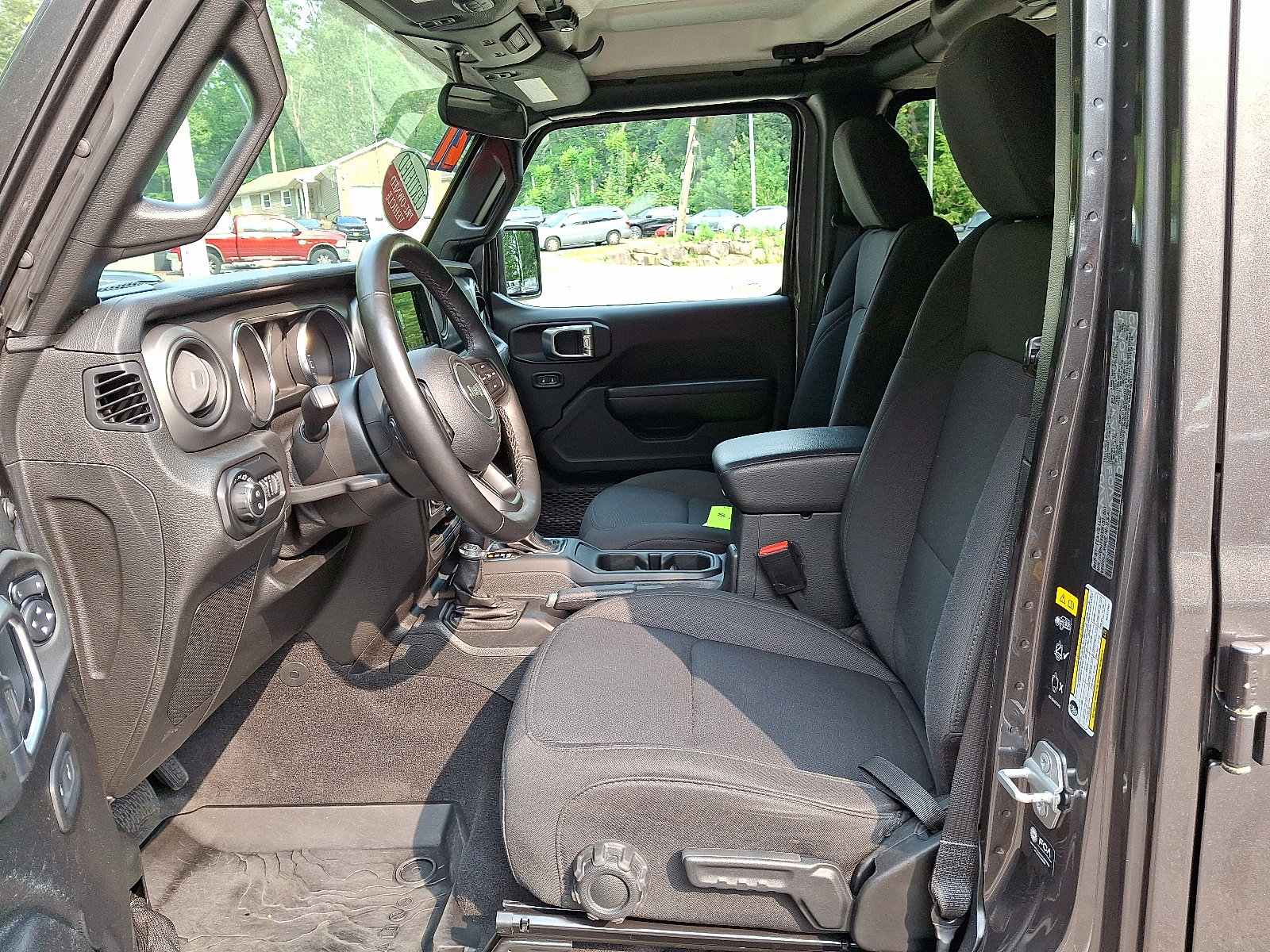 Certified 2021 Jeep Gladiator Willys image 14