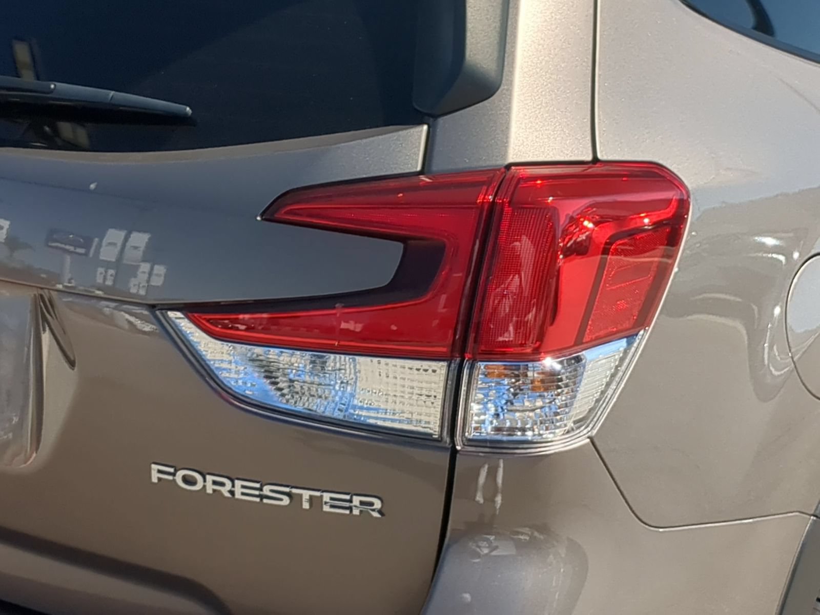 Certified 2024 Subaru Forester Premium AWD/4WD image 11