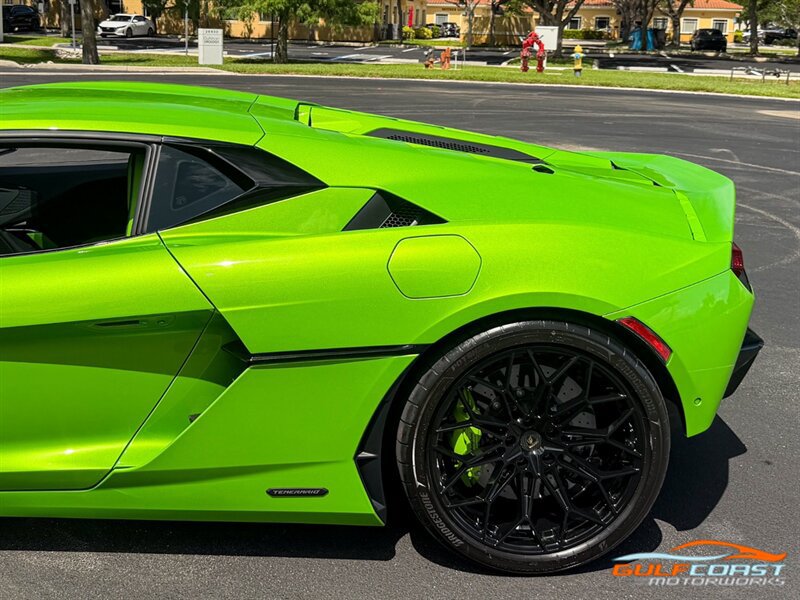 Used 2026 Lamborghini Temerario AWD/4WD image 38