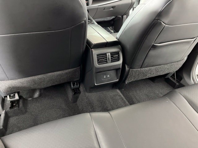 Used 2025 Nissan Rogue SV w/ SV Premium Package FWD image 46