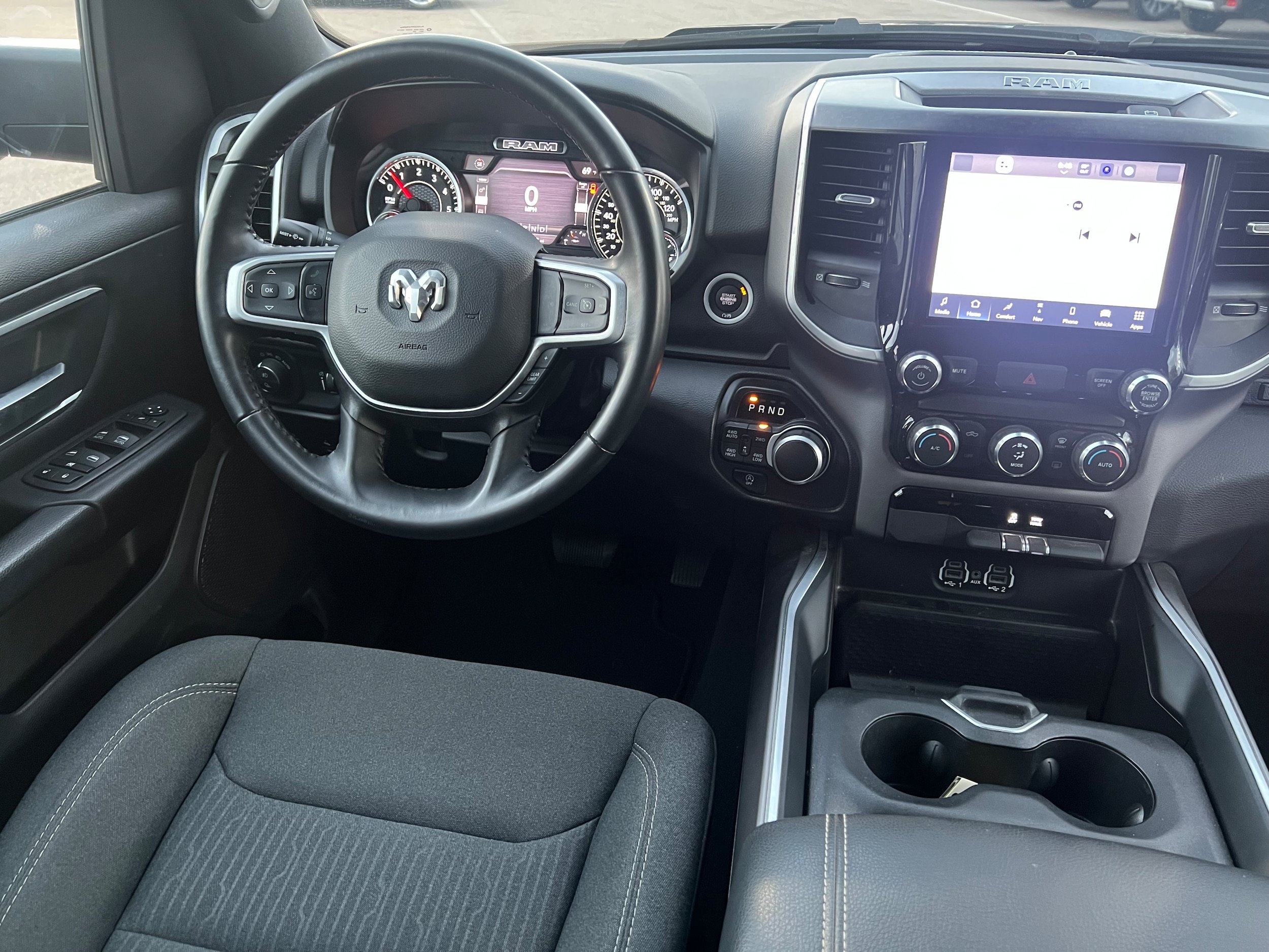 Used 2022 RAM 1500 Big Horn AWD/4WD image 15