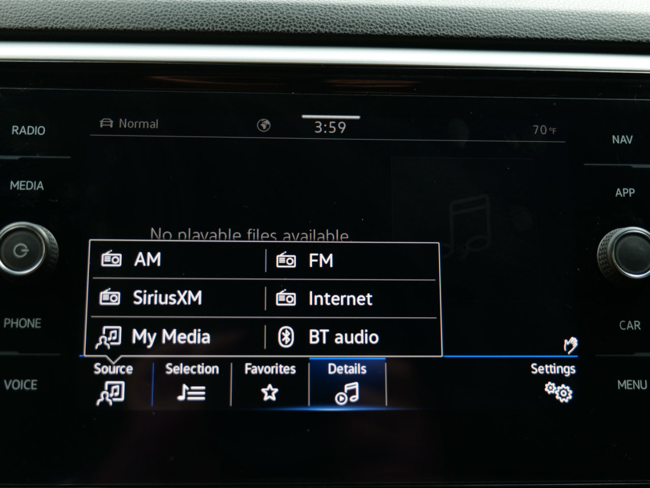 Used 2022 Volkswagen Atlas Cross Sport SEL R-Line image 31