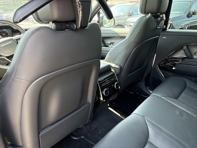 Used 2025 Land Rover Range Rover Sport SE AWD/4WD image 17