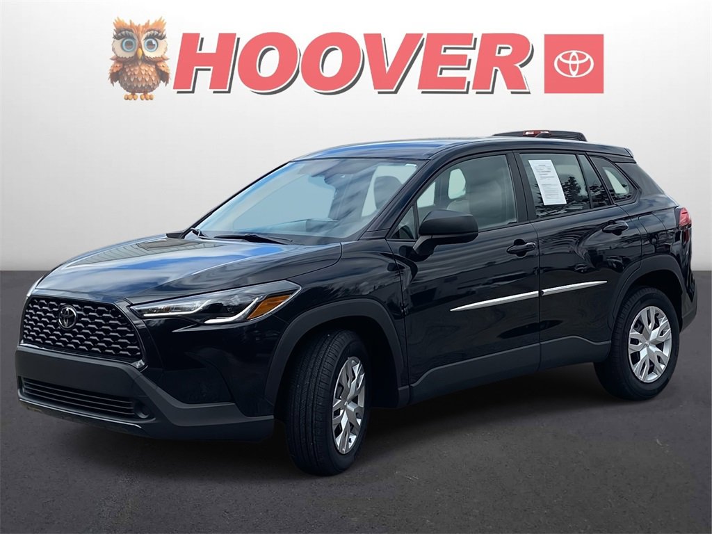 Used 2025 Toyota Corolla Cross L image 6