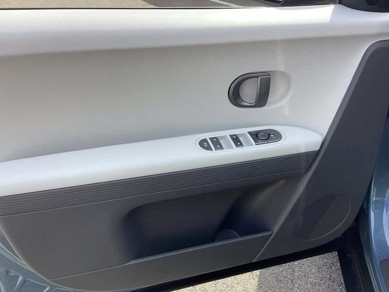 New 2027 Hyundai Ioniq 5 SE AWD/4WD image 22