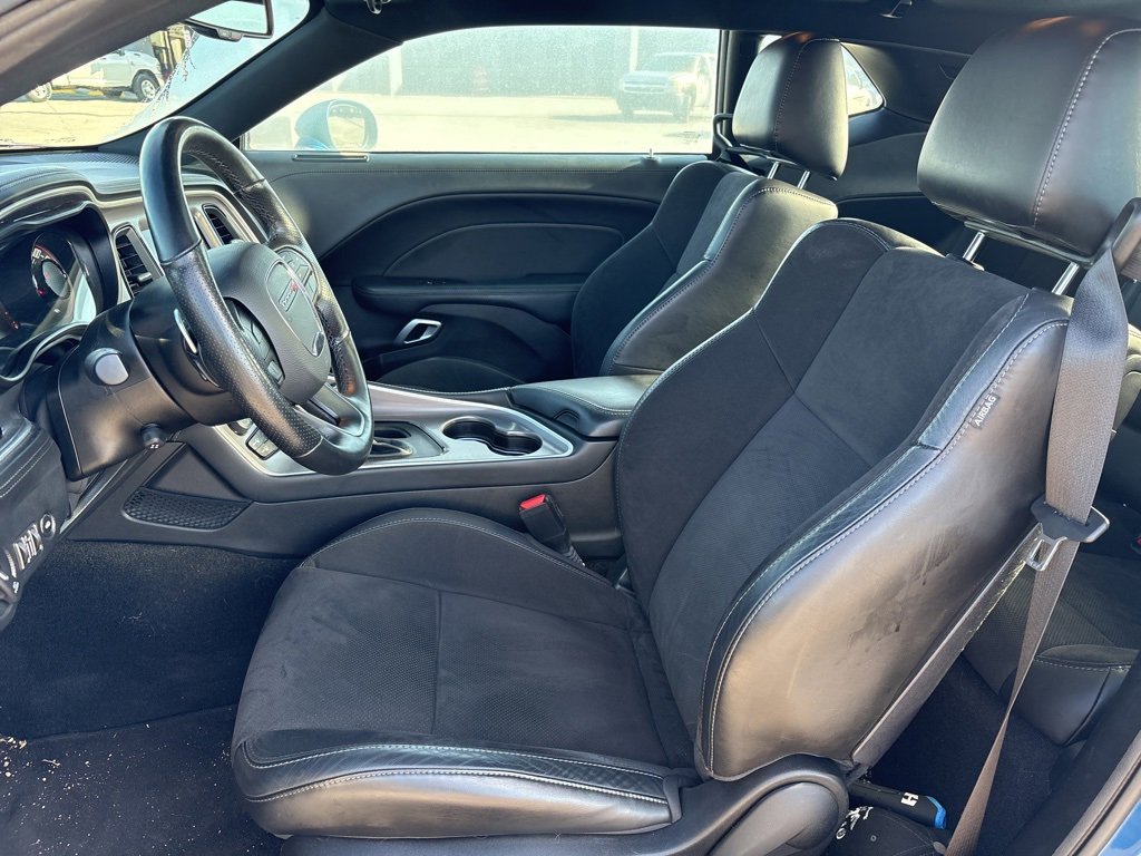 Used 2022 Dodge Challenger GT w/ Plus Package image 9