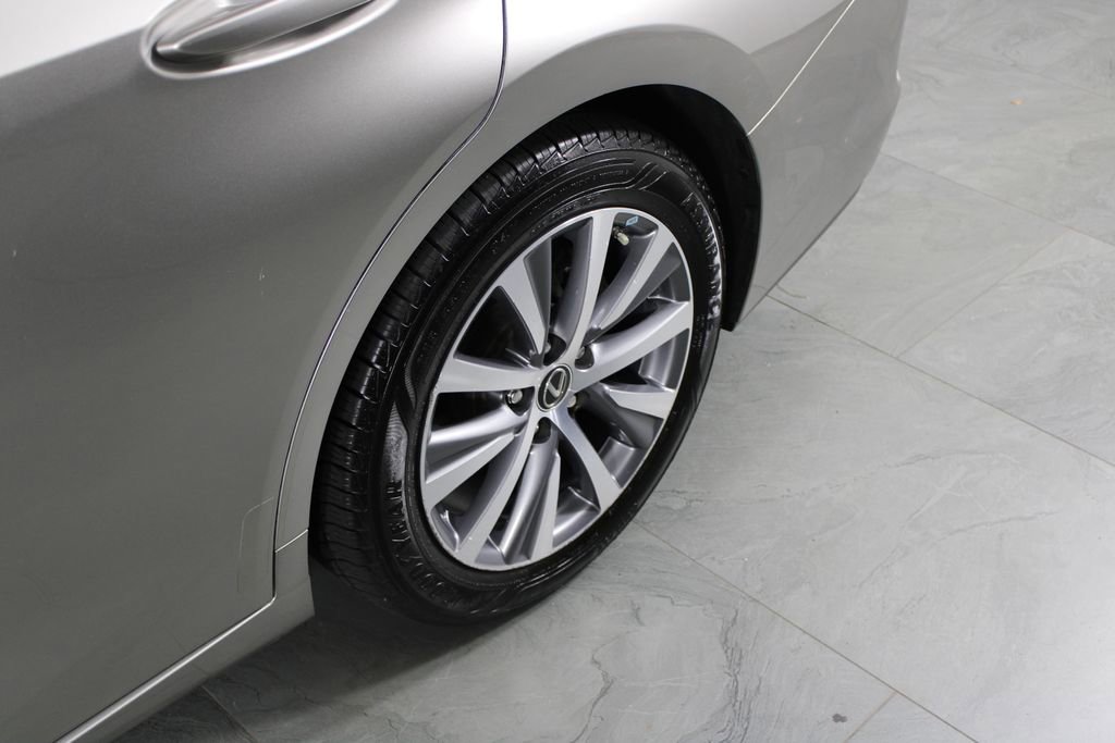 Used 2021 Lexus ES 350 w/ Premium Package image 11