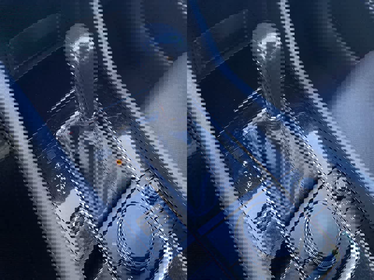 Used 2019 MAZDA MAZDA3 Hatchback w/ Premium Package image 19