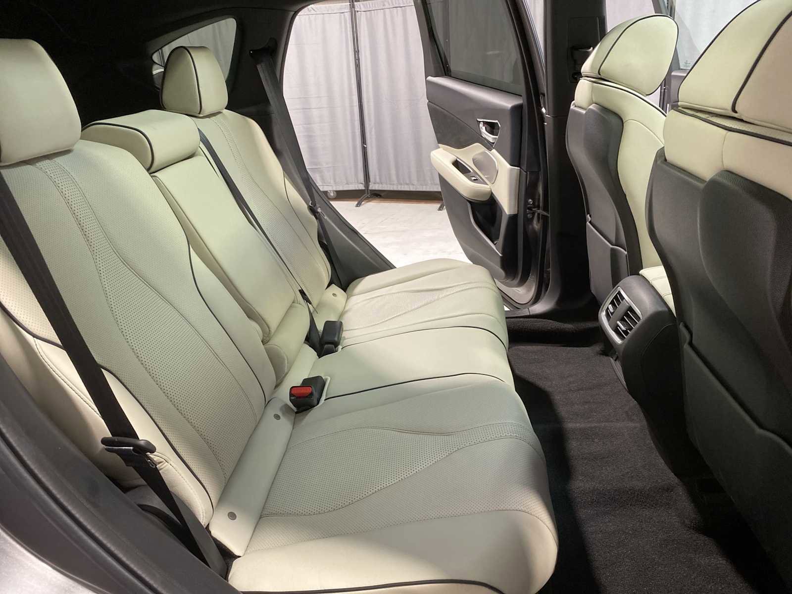 Used 2025 Acura RDX A-Spec image 13