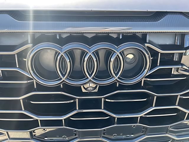 Used 2024 Audi RS Q8 AWD/4WD image 10