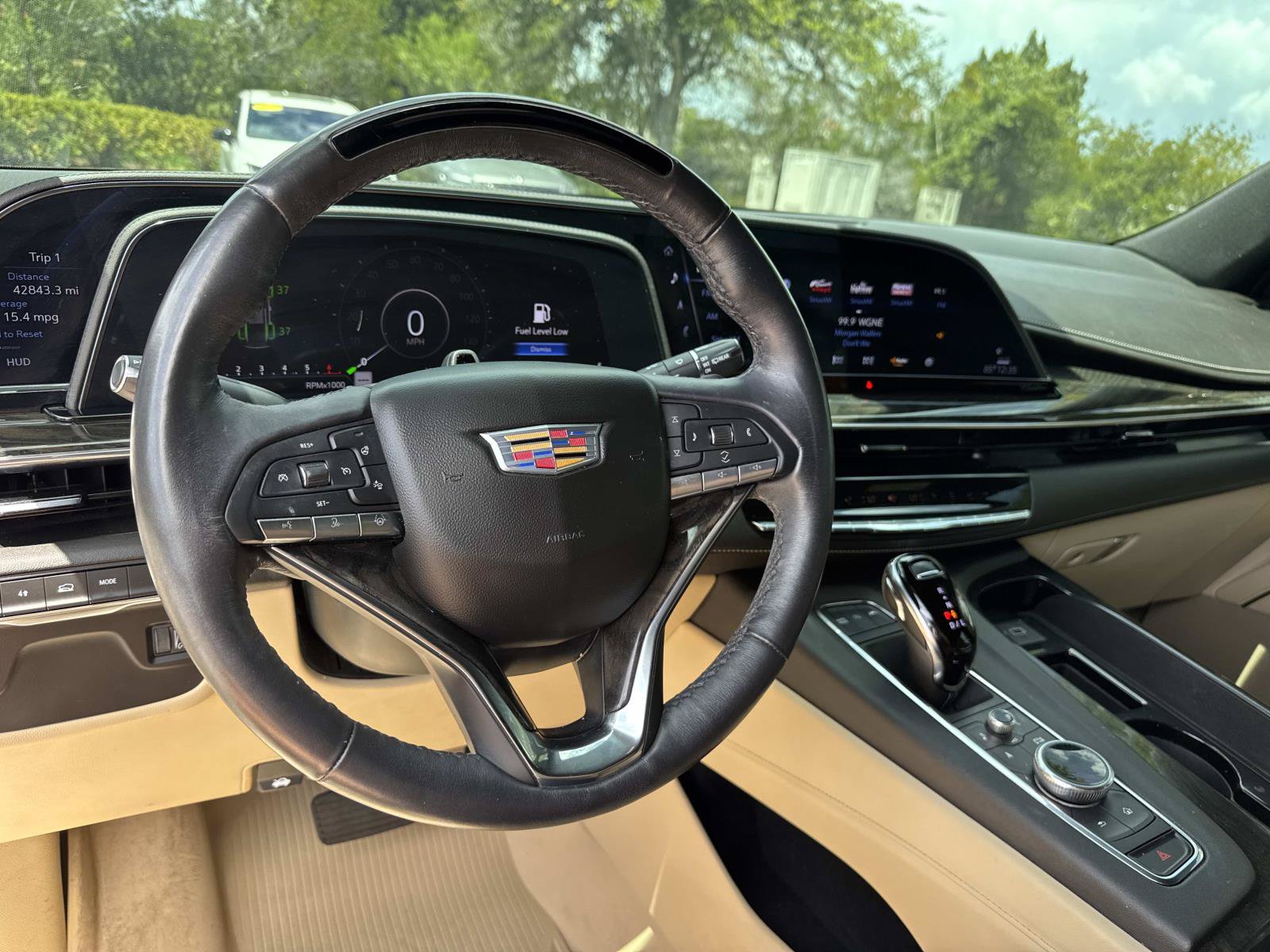 Certified 2024 Cadillac Escalade Premium Luxury w/ LPO, Floor Liner Package AWD/4WD image 16