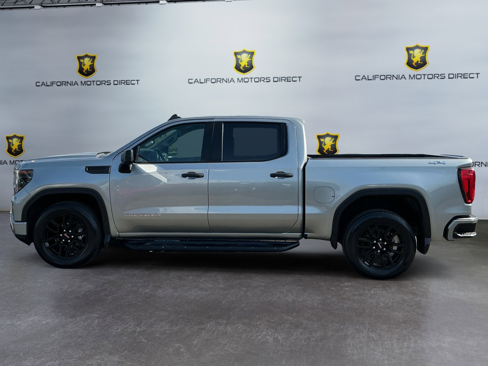 Used 2023 GMC Sierra 1500 Pro w/ Graphite Edition AWD/4WD image 8