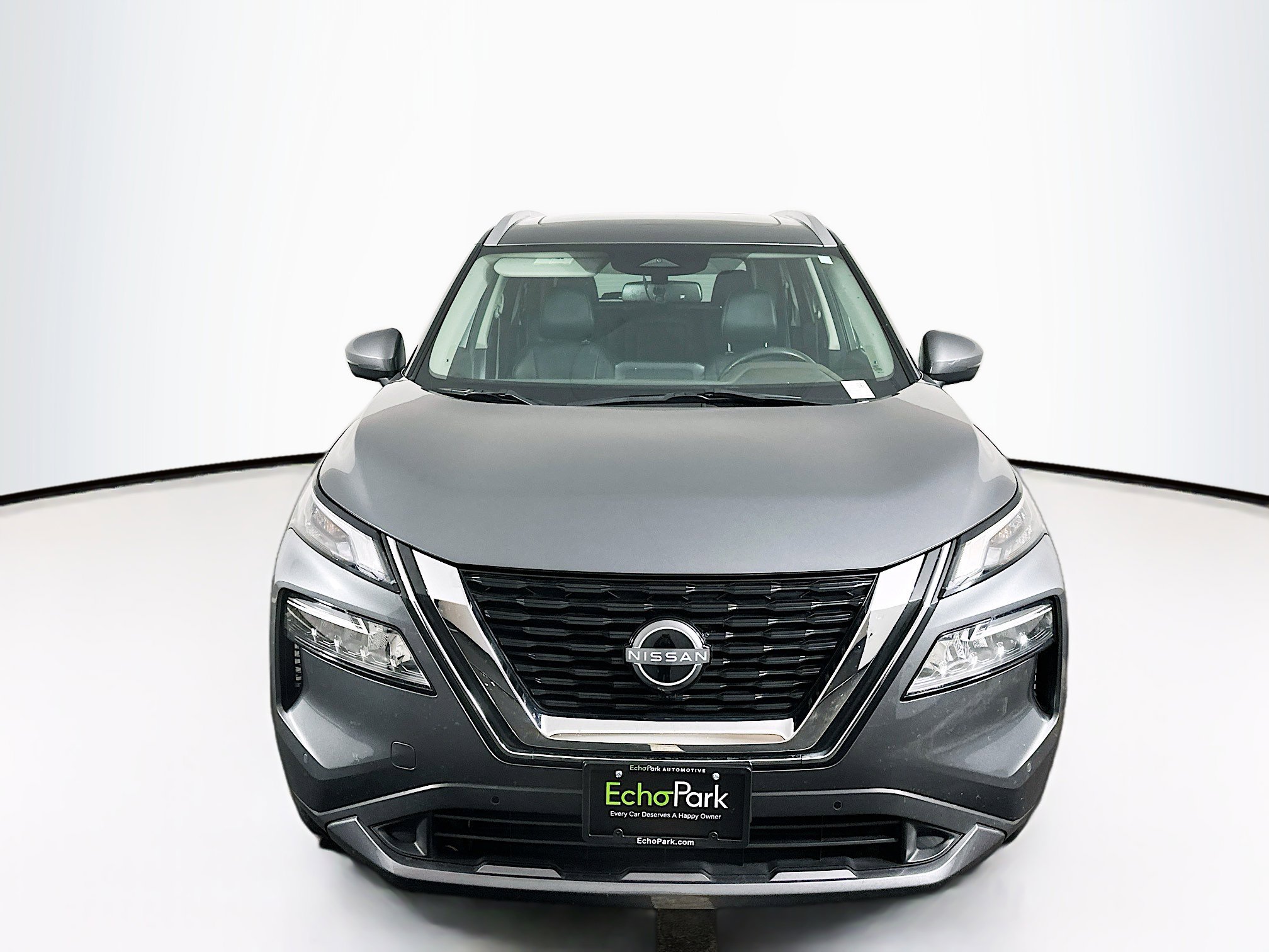 Used 2023 Nissan Rogue SL w/ SL Premium Package image 2