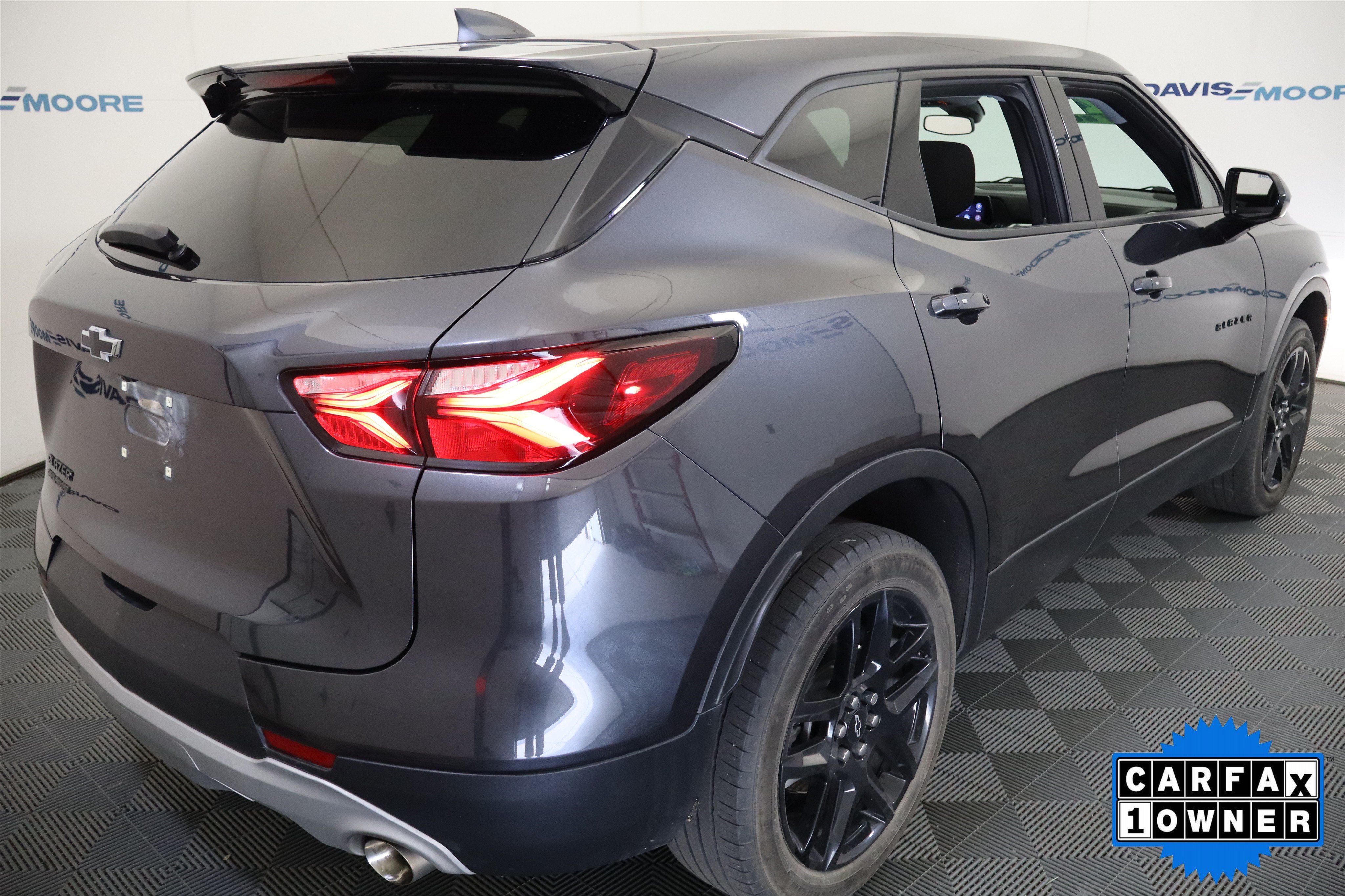 Used 2022 Chevrolet Blazer LT w/ LPO, Black Accent Package FWD image 6