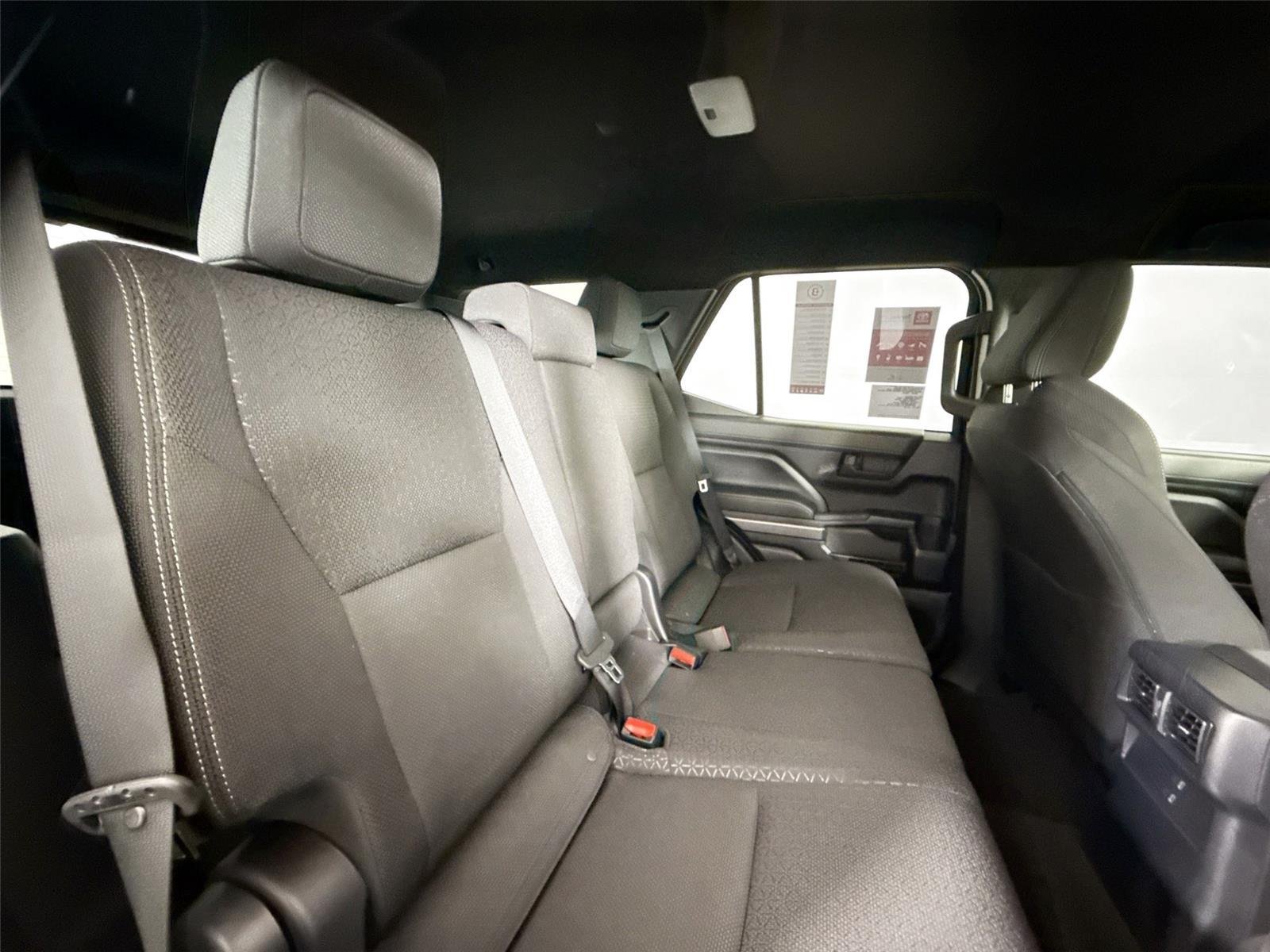 New 2026 Toyota 4Runner SR5 AWD/4WD image 38