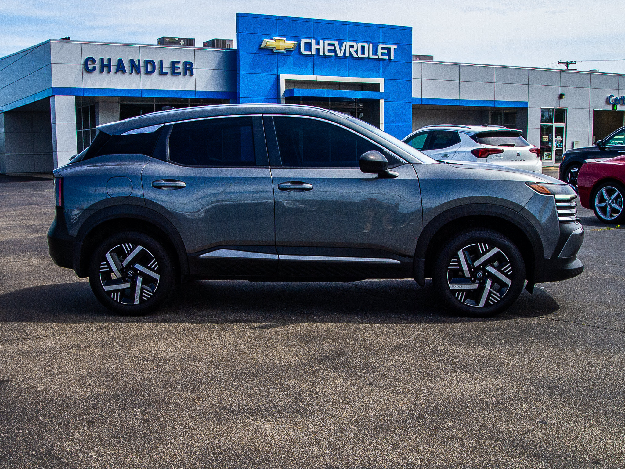Used 2026 Nissan Kicks SV FWD image 8
