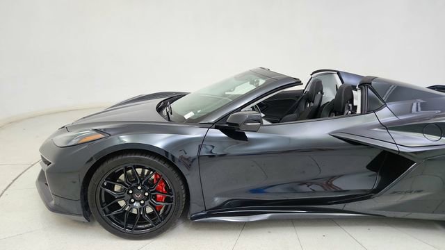 Used 2024 Chevrolet Corvette Z06 w/ Stealth Interior Trim Package image 4