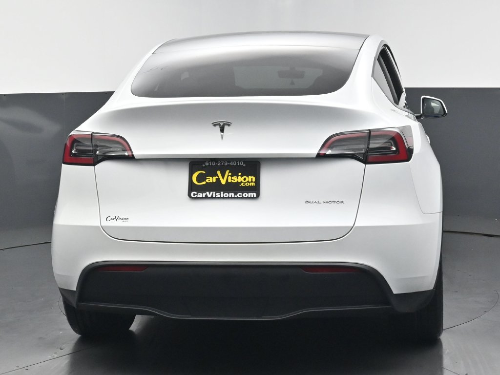 Used 2023 Tesla Model Y Long Range AWD/4WD image 45