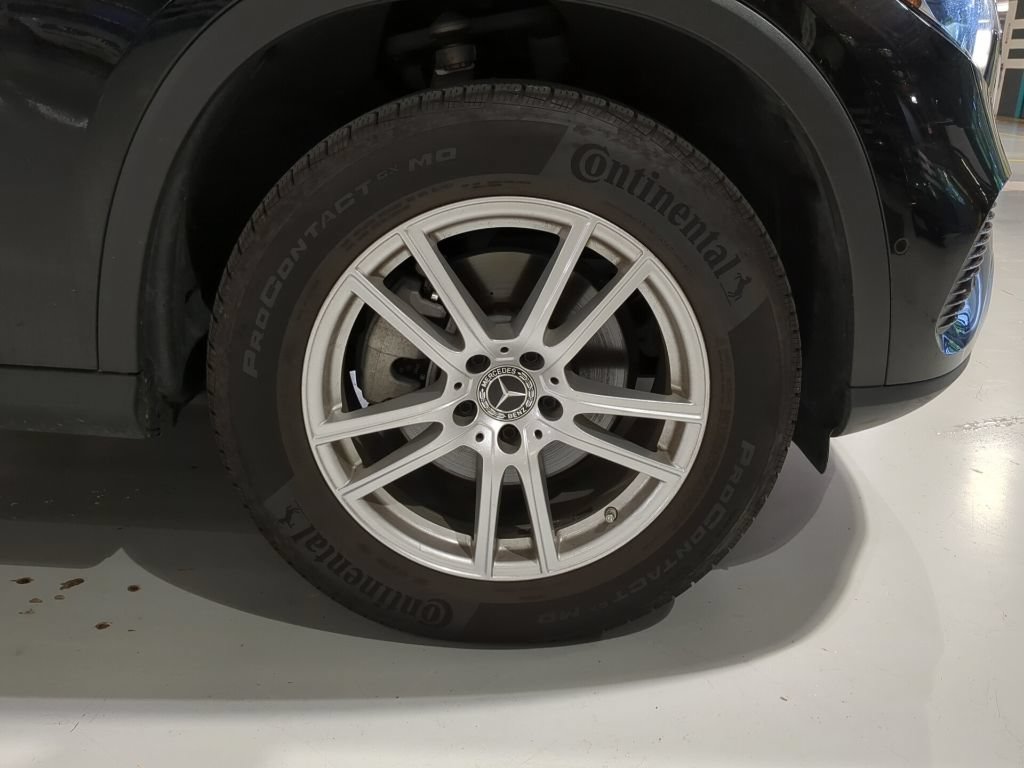 Used 2023 Mercedes-Benz GLC 300 4MATIC image 6