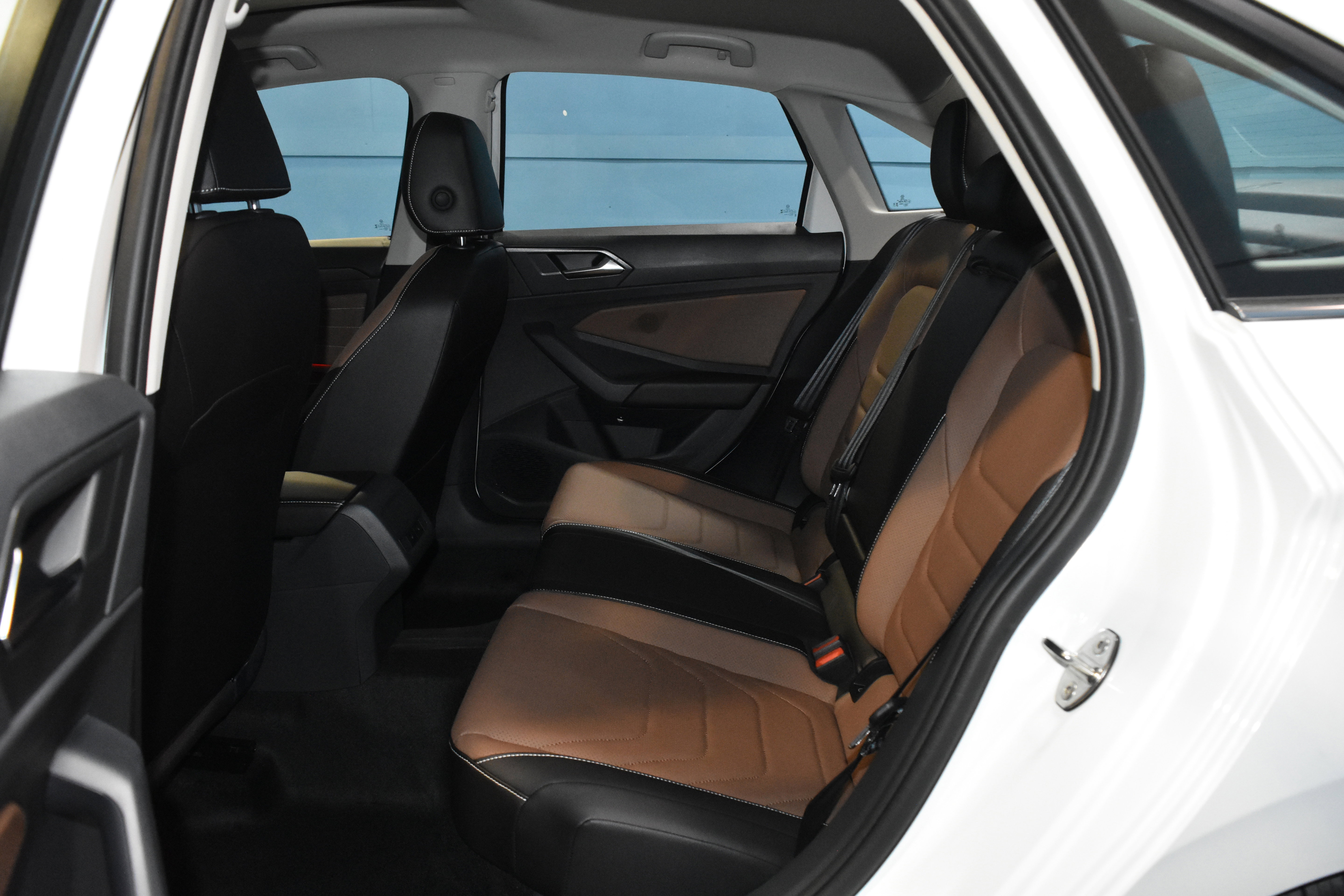 New 2026 Volkswagen Jetta SEL image 17