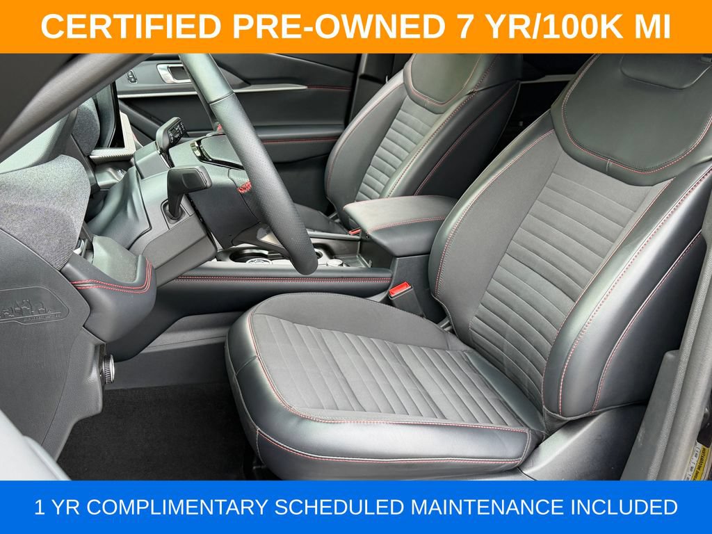 Used 2025 Ford Explorer ST-Line w/ ST-Line Street Pack AWD/4WD image 29