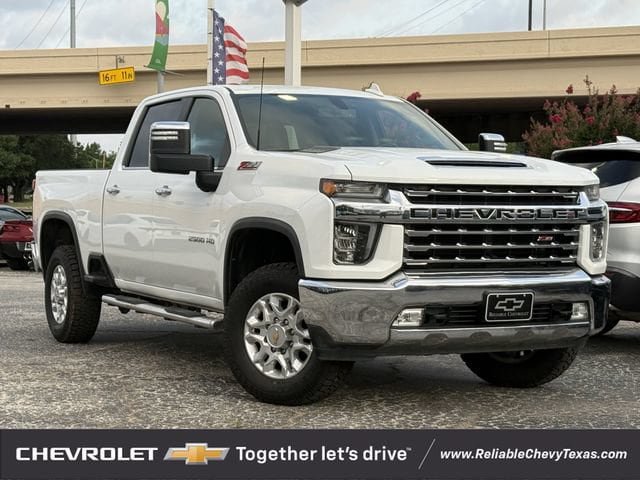 Used 2021 Chevrolet Silverado 2500 LTZ w/ LTZ Convenience Package AWD/4WD image 2