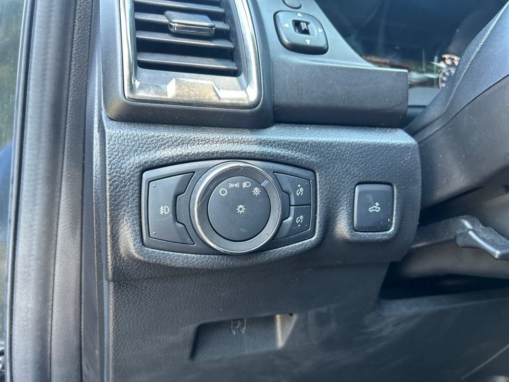 Used 2022 Ford Ranger XLT w/ Equipment Group 301A Mid RWD image 17