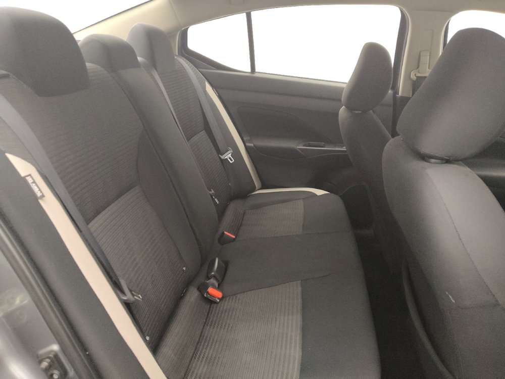 Used 2021 Nissan Versa SV FWD image 19