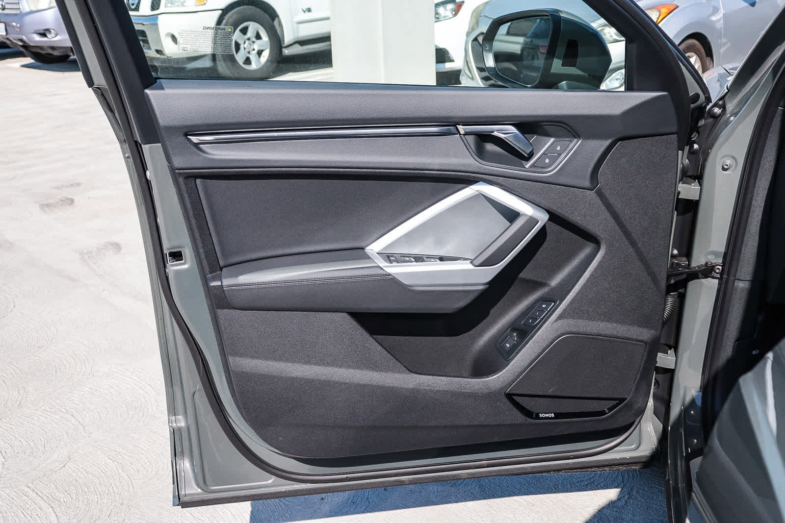 New 2025 Audi Q3 2.0T Premium image 28