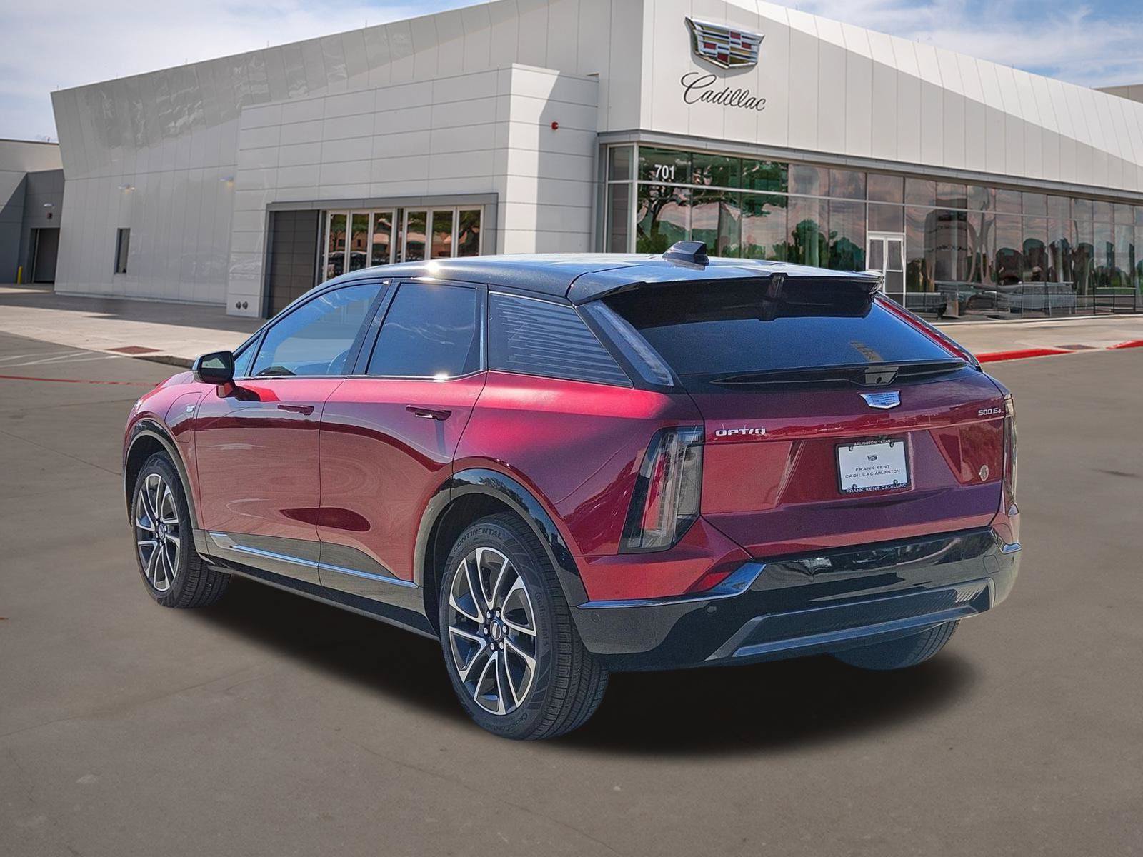 New 2026 Cadillac Optiq Sport 1 w/ LPO, Floor Liner Package AWD/4WD image 4