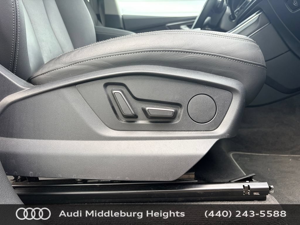 Certified 2023 Audi Q8 Premium w/ Convenience Package AWD/4WD image 25