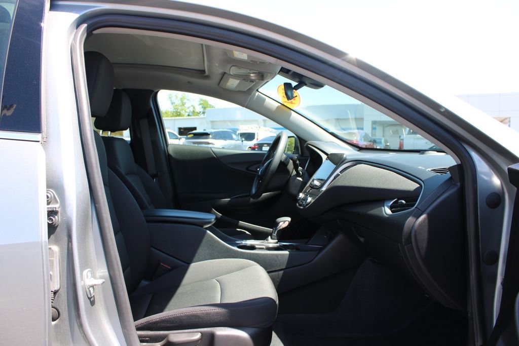Used 2024 Chevrolet Malibu LT FWD image 26