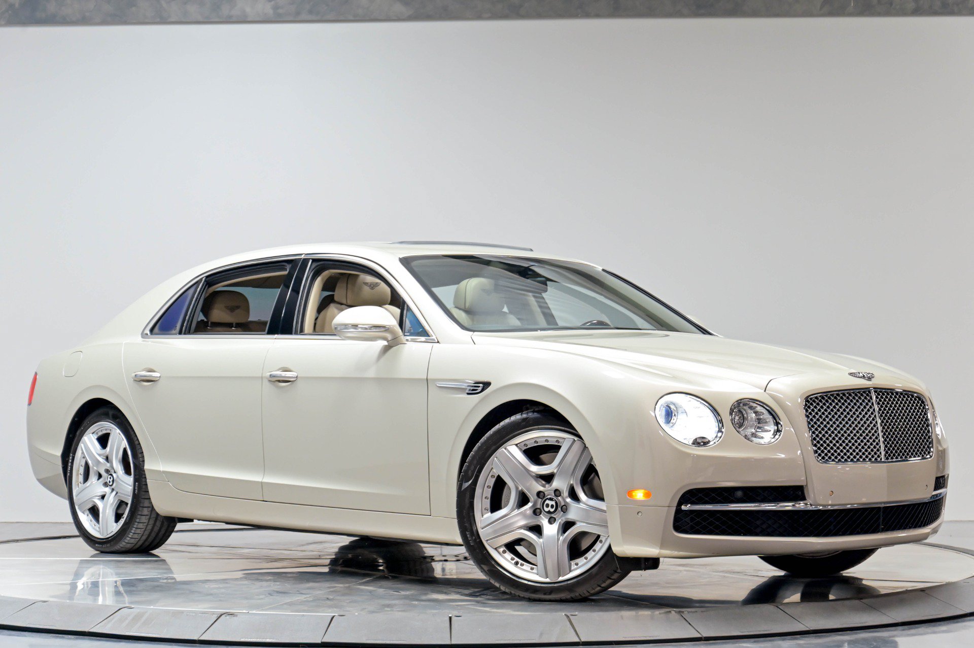 Used 2015 Bentley Flying Spur W12 AWD/4WD image 61