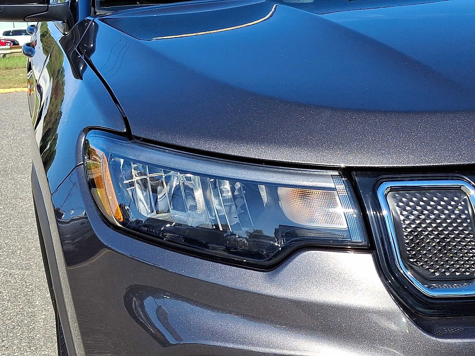 Certified 2022 Jeep Compass Limited image 9