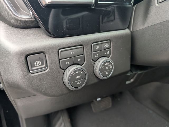 New 2026 Chevrolet Silverado 2500 LT w/ Z71 Chrome Sport Edition image 17