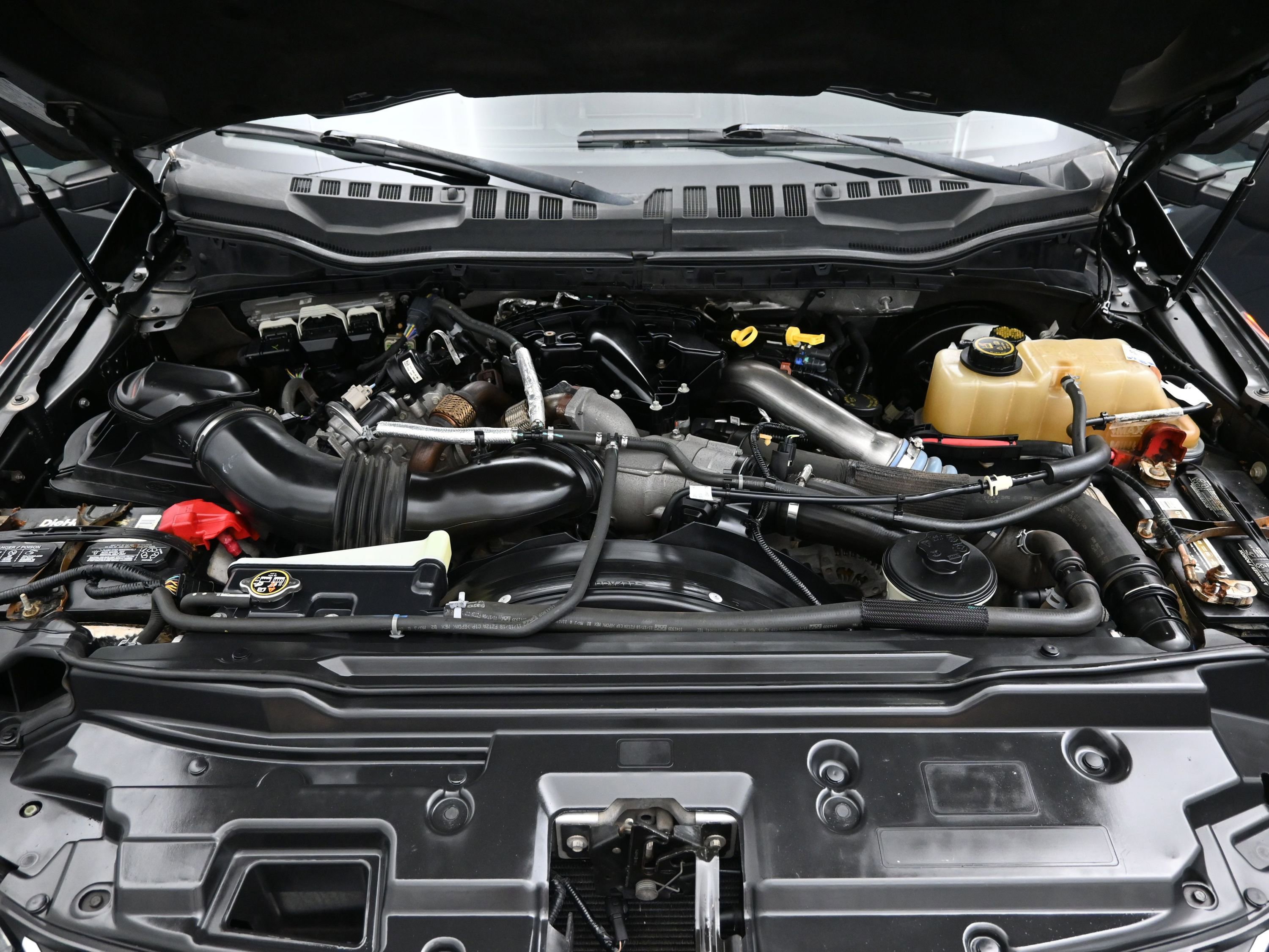 Used 2019 Ford F250 Lariat w/ Lariat Value Package image 8