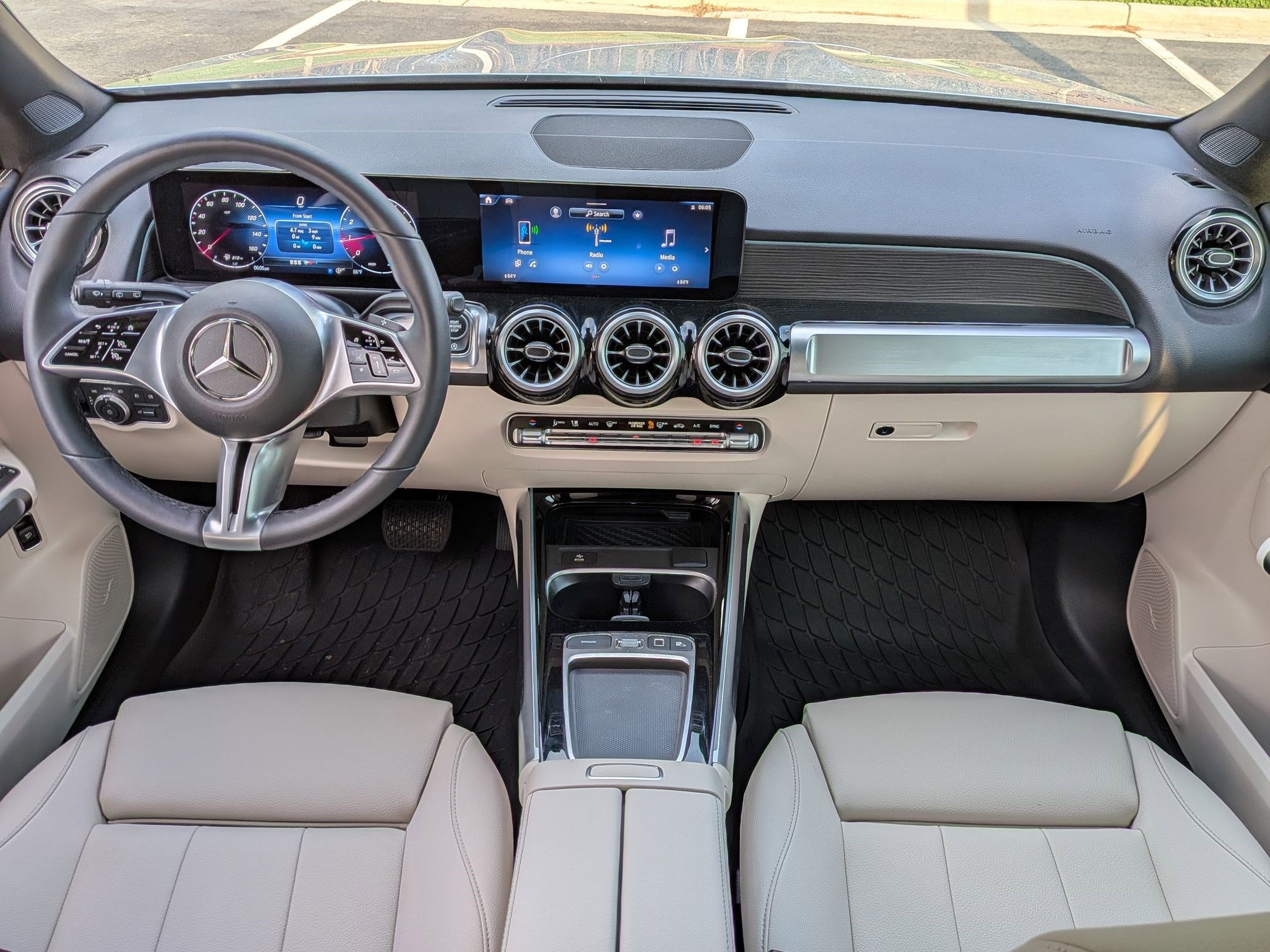 Certified 2026 Mercedes-Benz GLB 250 image 29
