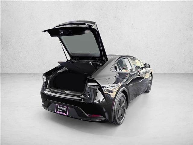 Used 2026 Toyota Prius Plug-In Hybrid FWD image 7