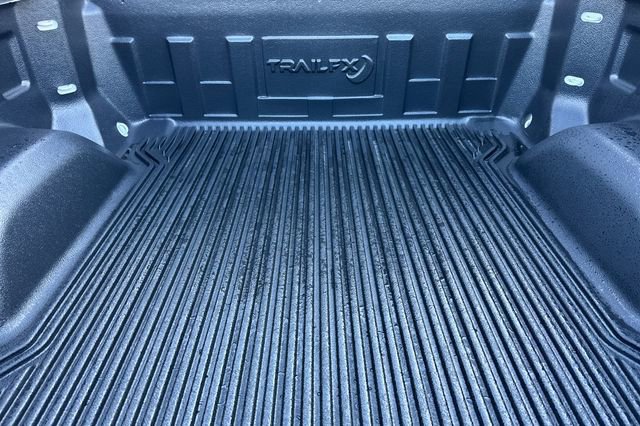 Used 2024 GMC Sierra 1500 SLT image 17