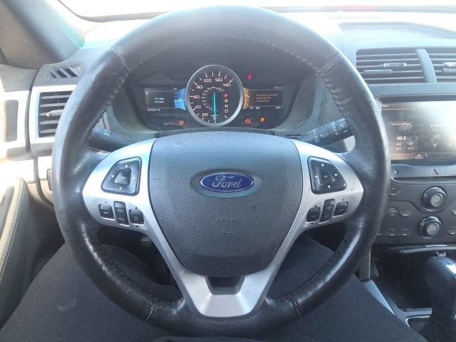 Used 2012 Ford Explorer XLT FWD image 33