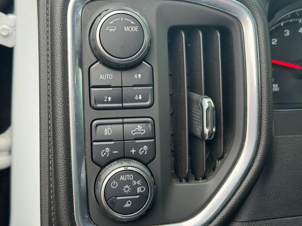 Used 2021 Chevrolet Silverado 1500 LTZ image 19