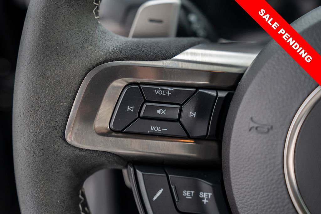 Used 2021 Ford Mustang Shelby GT500 w/ Technology Package image 17