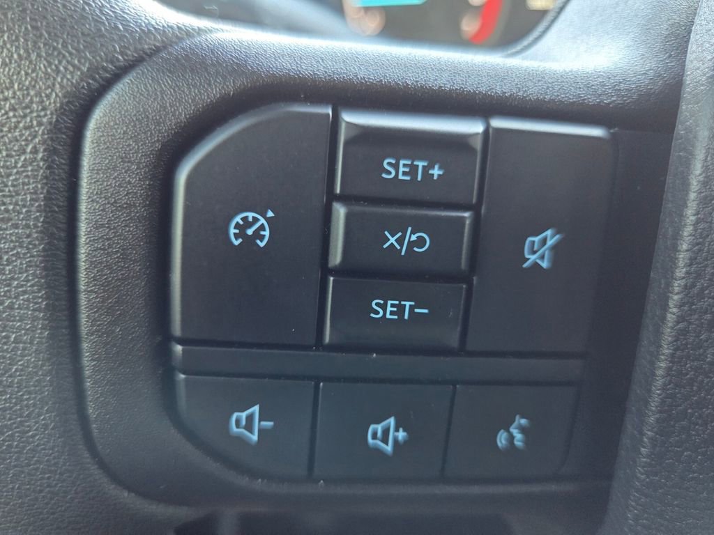 Used 2025 Ford F350 XLT image 21