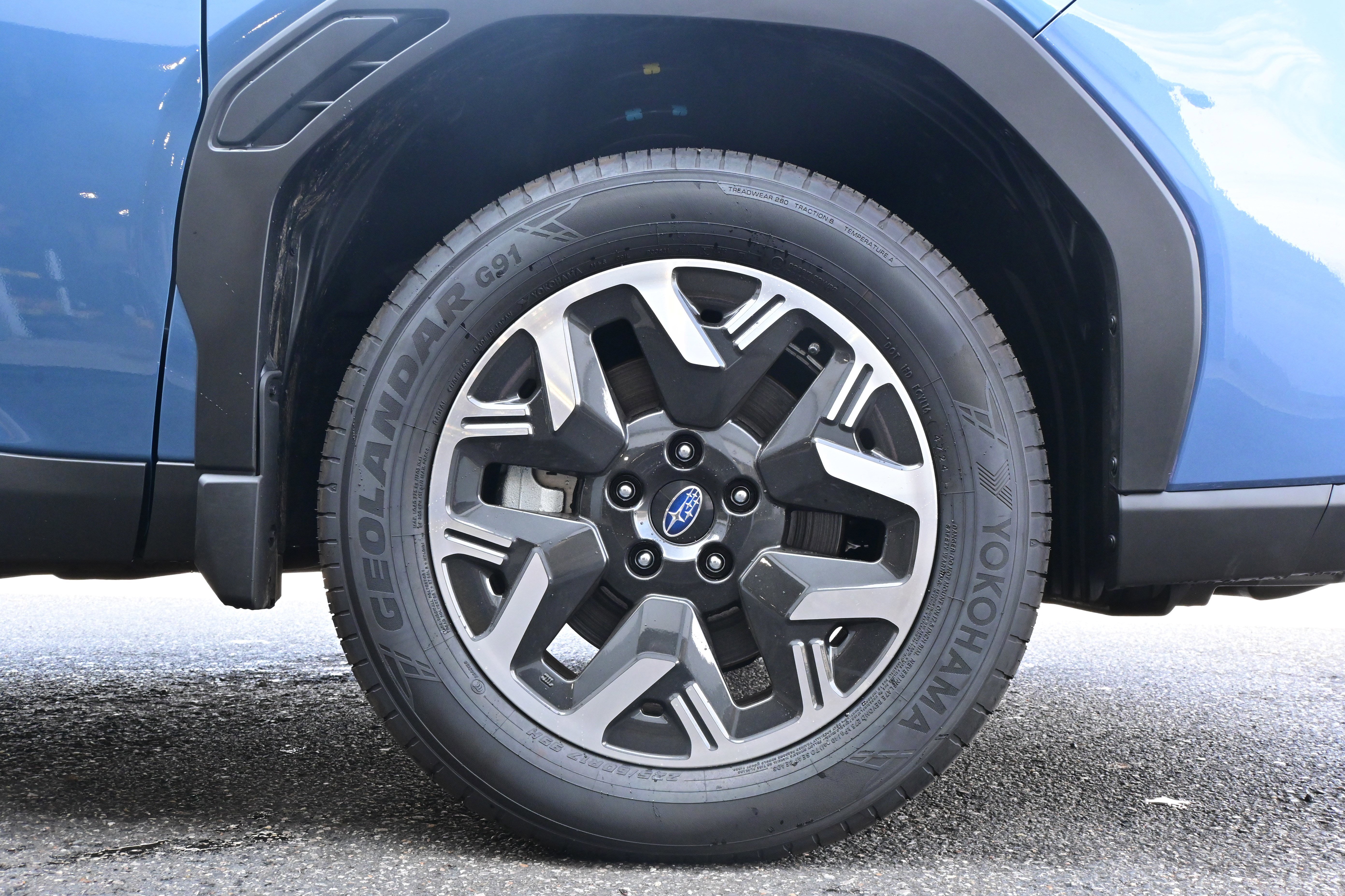 Certified 2025 Subaru Forester w/ Convenience Package #2 image 13