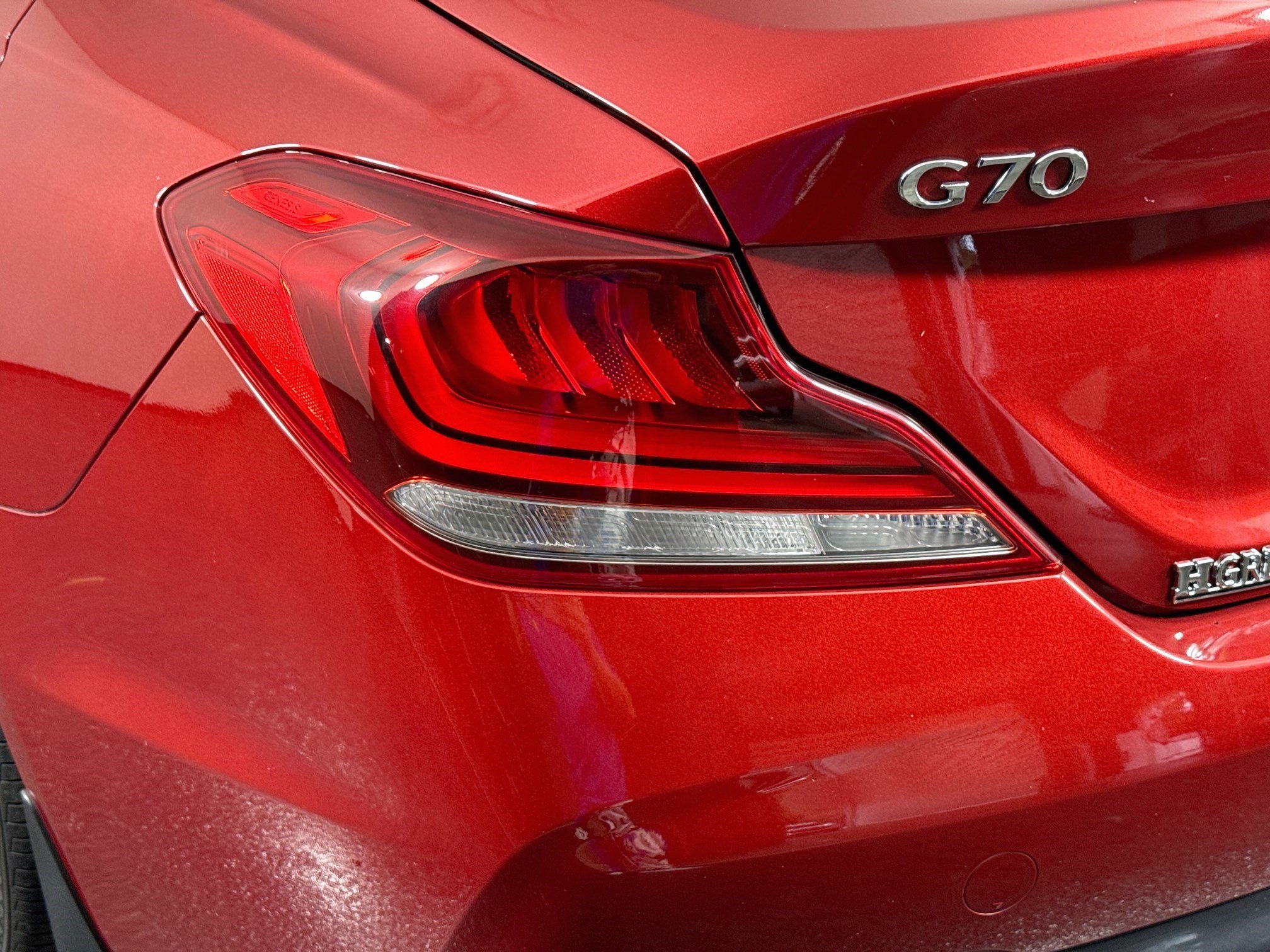 Used 2021 Genesis G70 2.0T RWD image 36