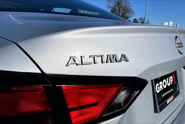 Certified 2024 Nissan Altima 2.5 SR w/ SR Premium Package image 10